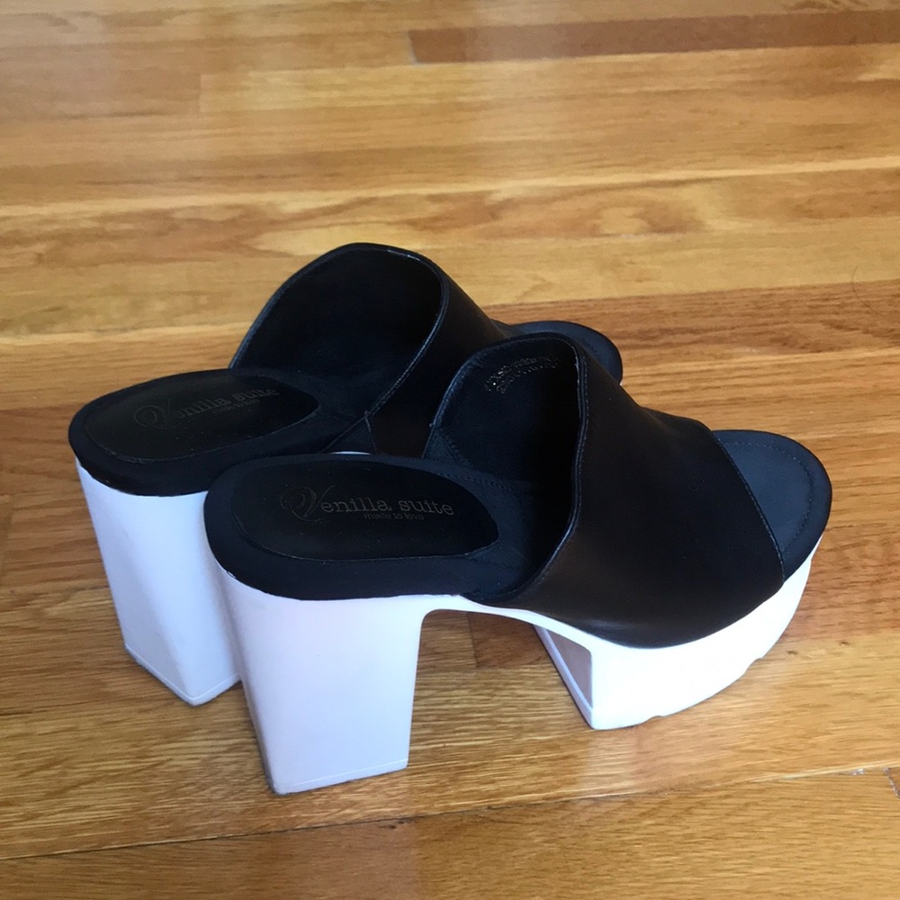 Black platform shoes with chuck heels - Picture 1 of 5